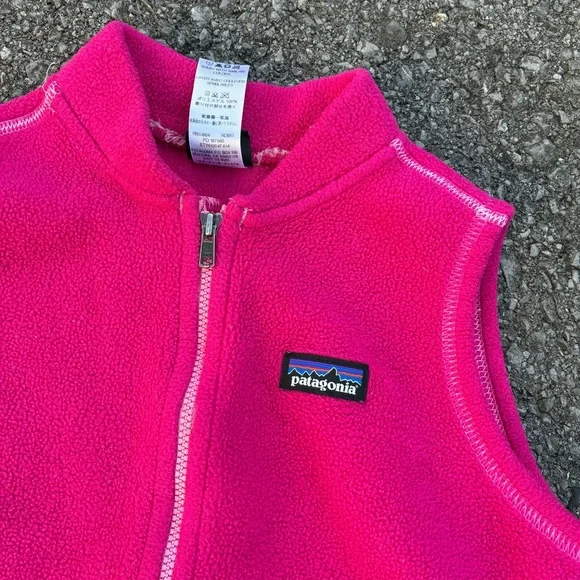 Patagonia Pink Baby Synchilla Fleece Vest Size 3T - Picture 2 of 5